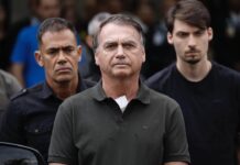 Bolsonaro é preso preventivamente a pedido da PF