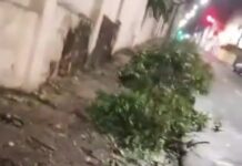 Moto perde roda após violento acidente com carro em Jaú