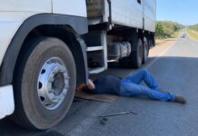 Trabalhador morre esmagado por caminhão durante troca de pneu